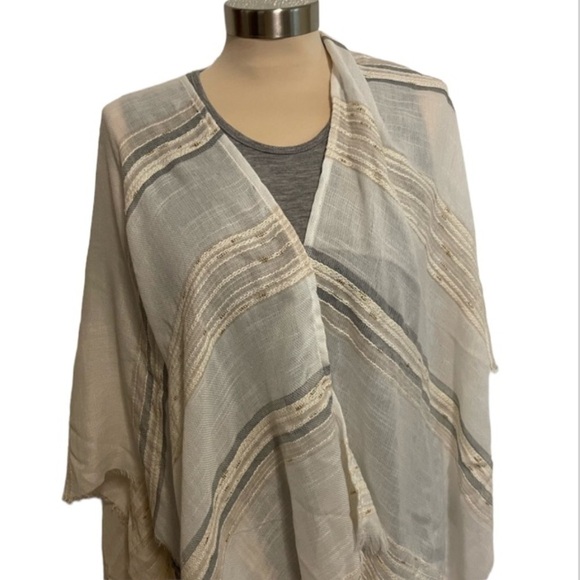 Dress Barn Accessories - Textured Woven Lightweight Cover Up NWT